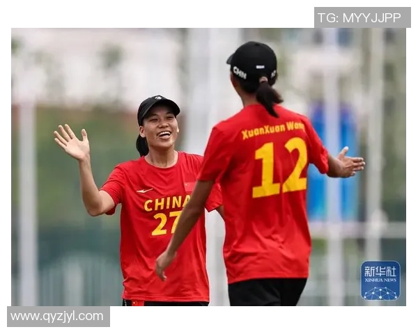 成都飞盘队的转型之路与飞盘运动的热潮解析 成都飞盘队的转型之路与飞盘运动的热潮解析